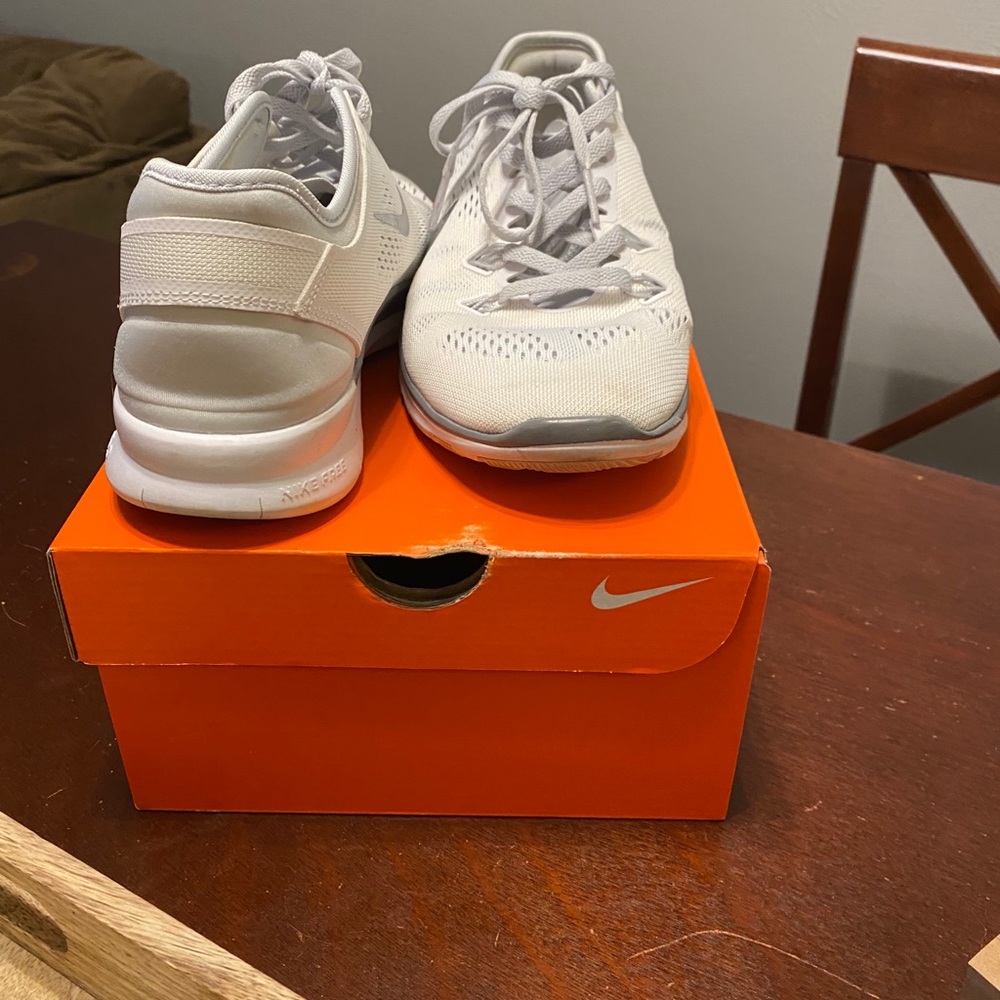 White Nike’s